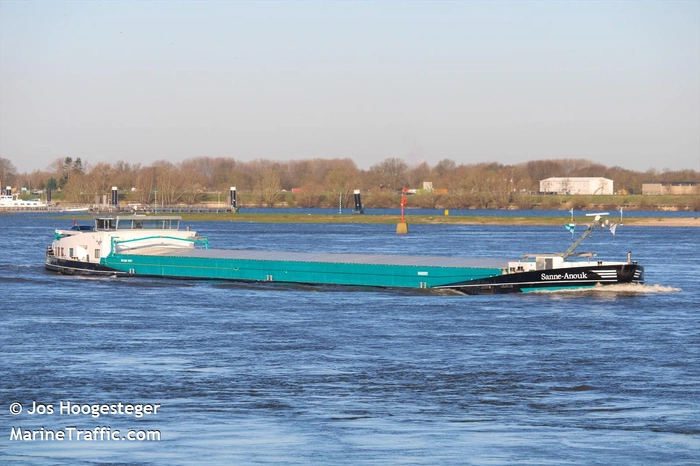 "Bevor wir es merkten, saßen wir schon beim Notar."