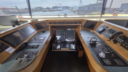 H2 Barge 1