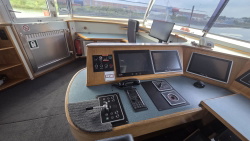 H2 Barge 1