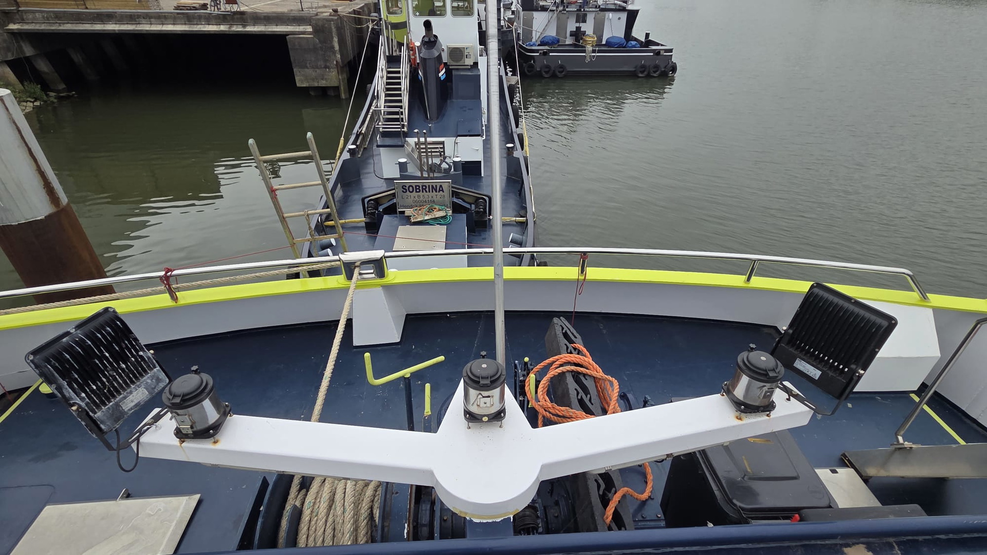 H2 Barge 1