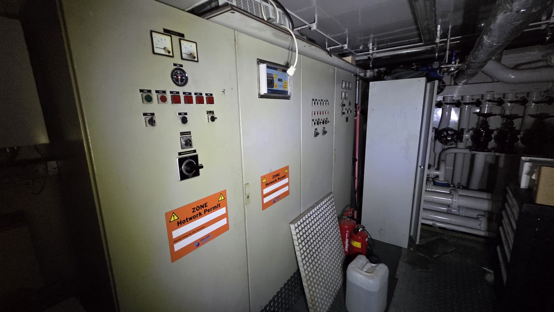 H2 Barge 1