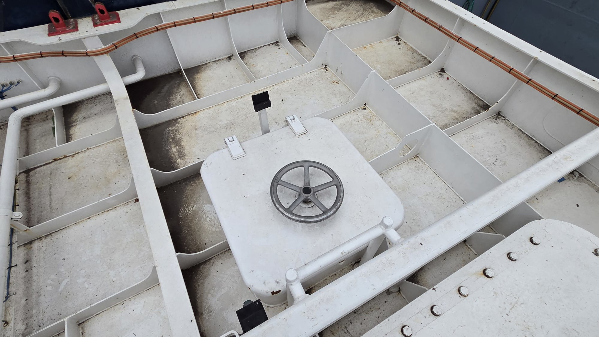 H2 Barge 1