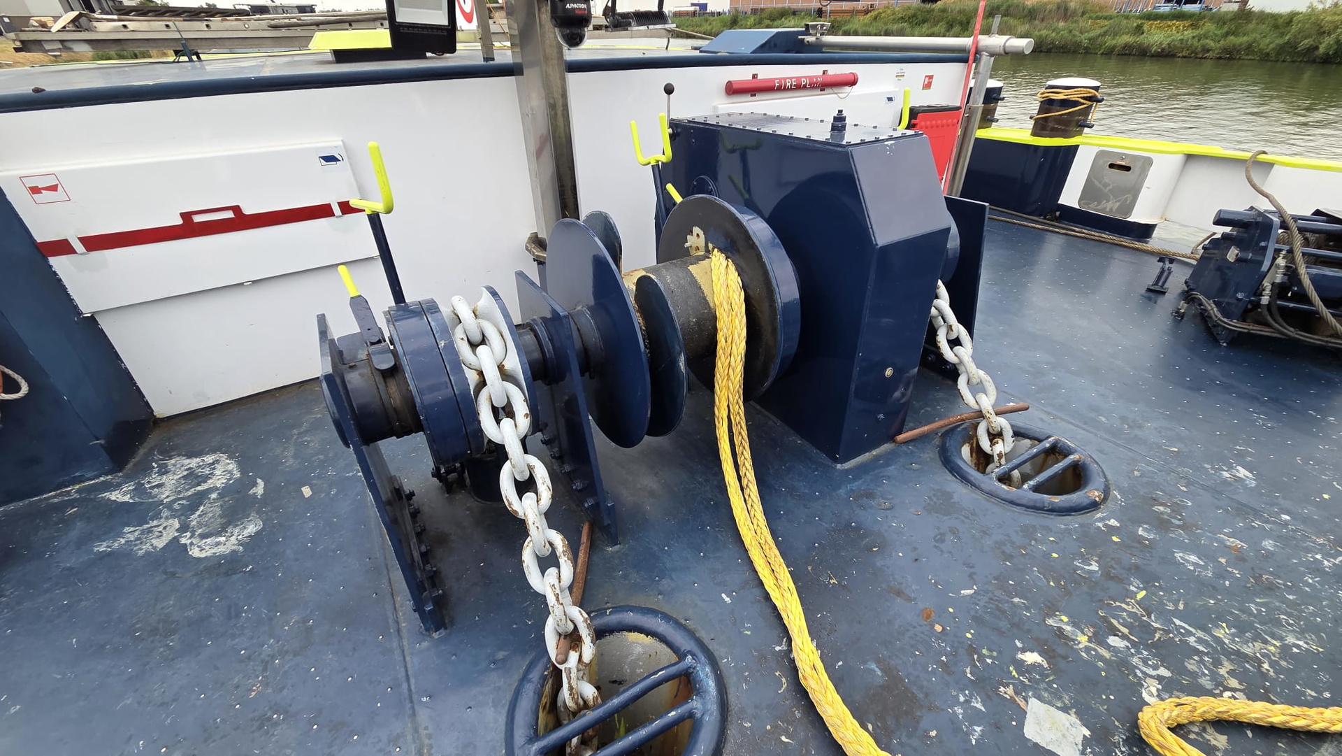 H2 Barge 1