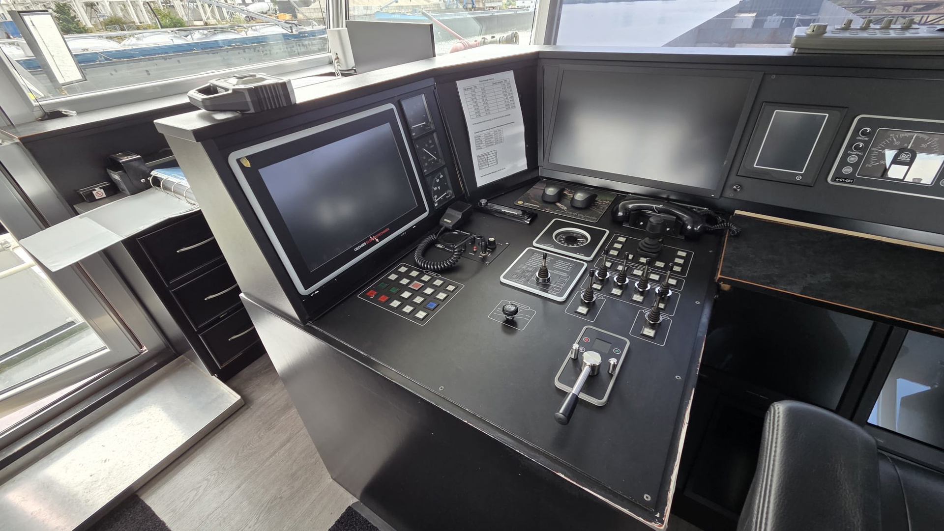 H2 Barge 2