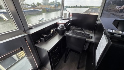 H2 Barge 2