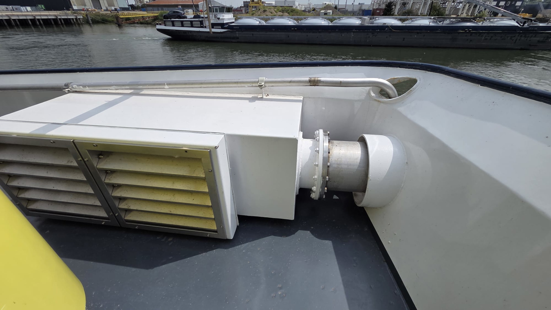 H2 Barge 2
