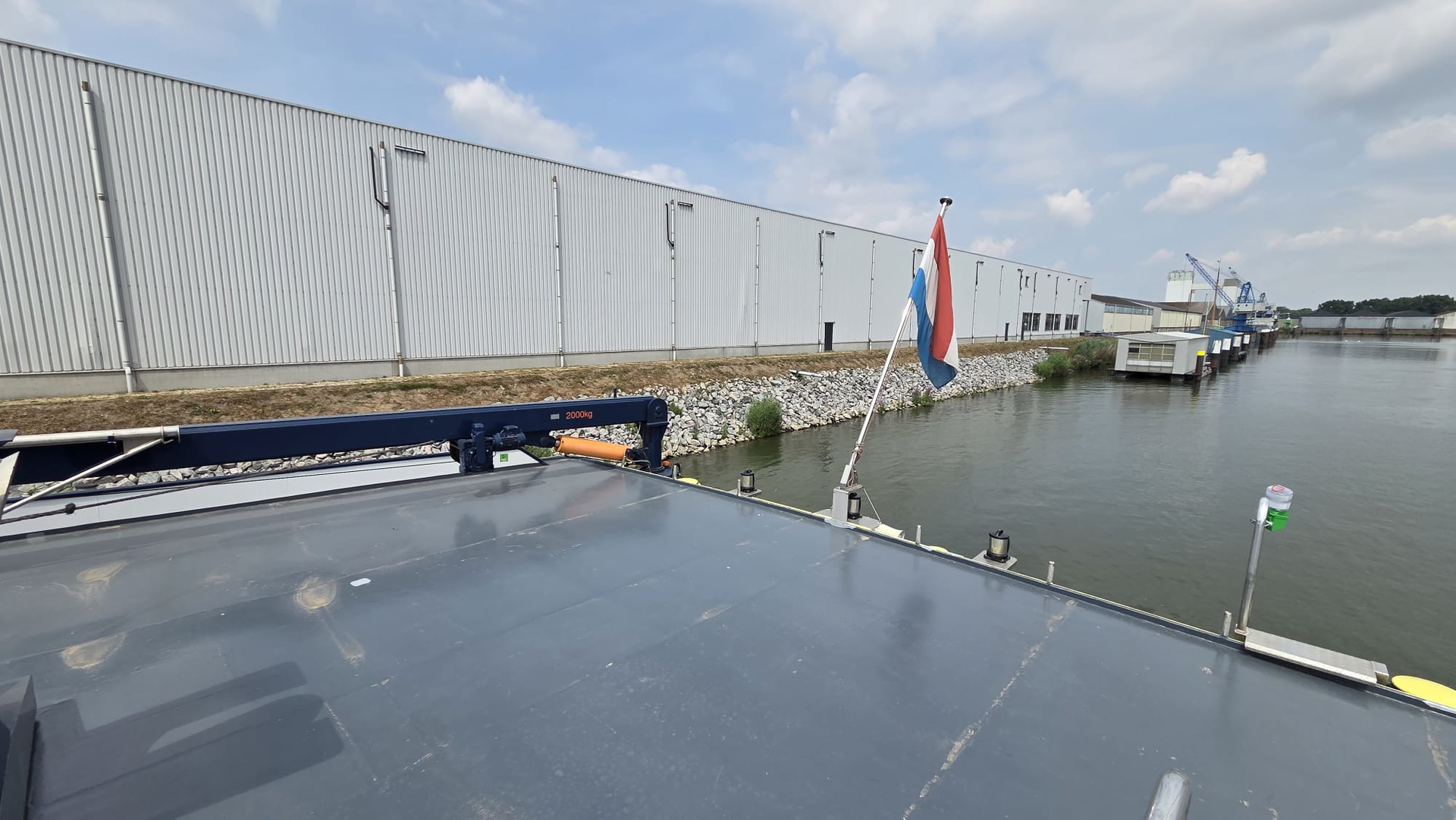 H2 Barge 2