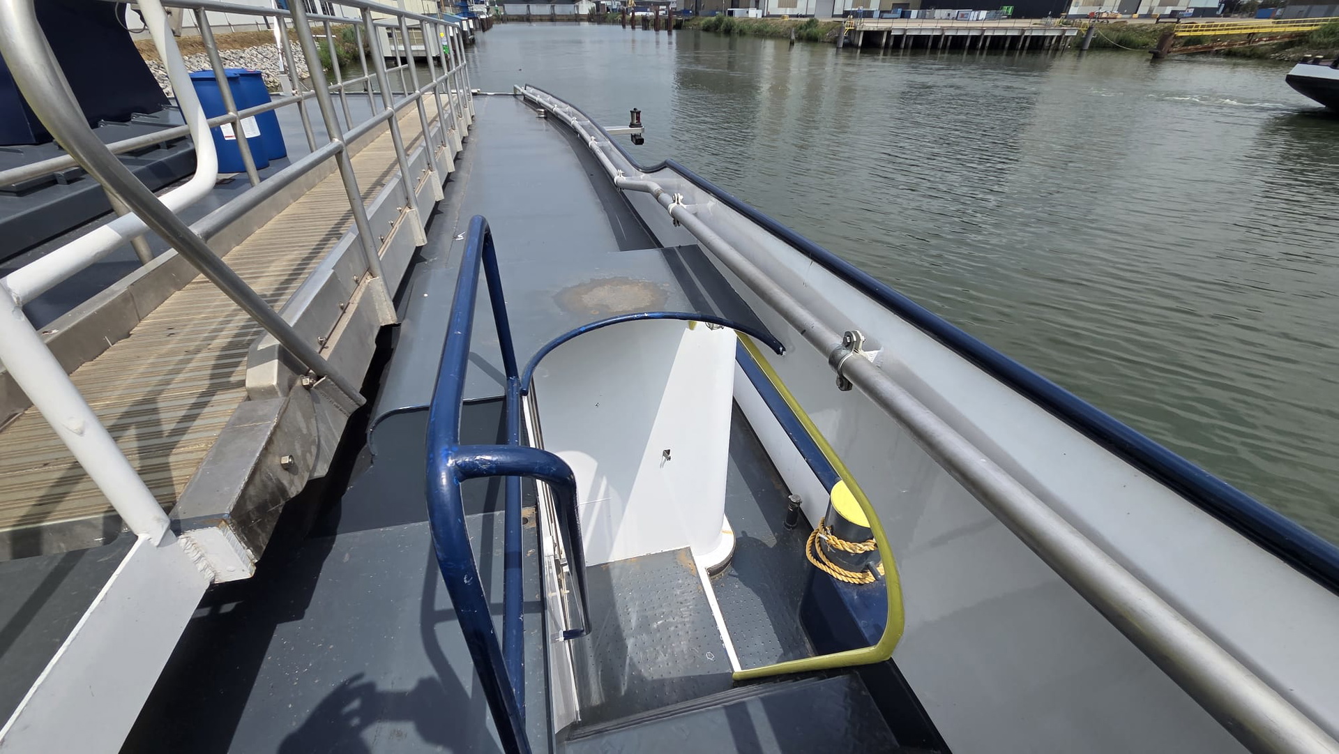 H2 Barge 2
