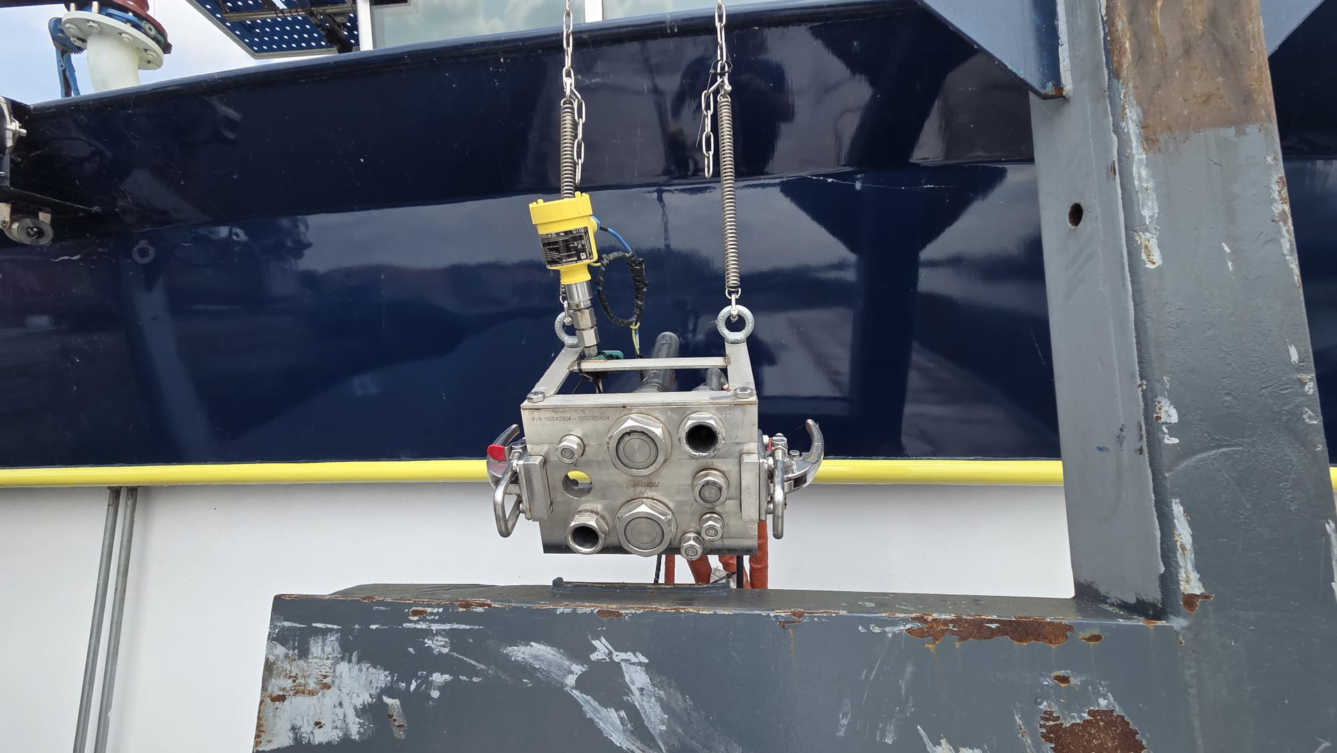 H2 Barge 2