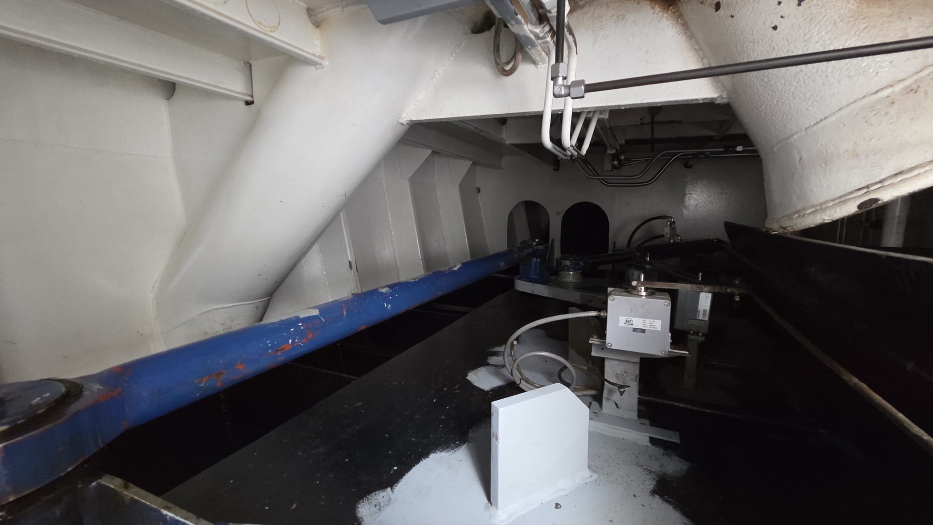 H2 Barge 2