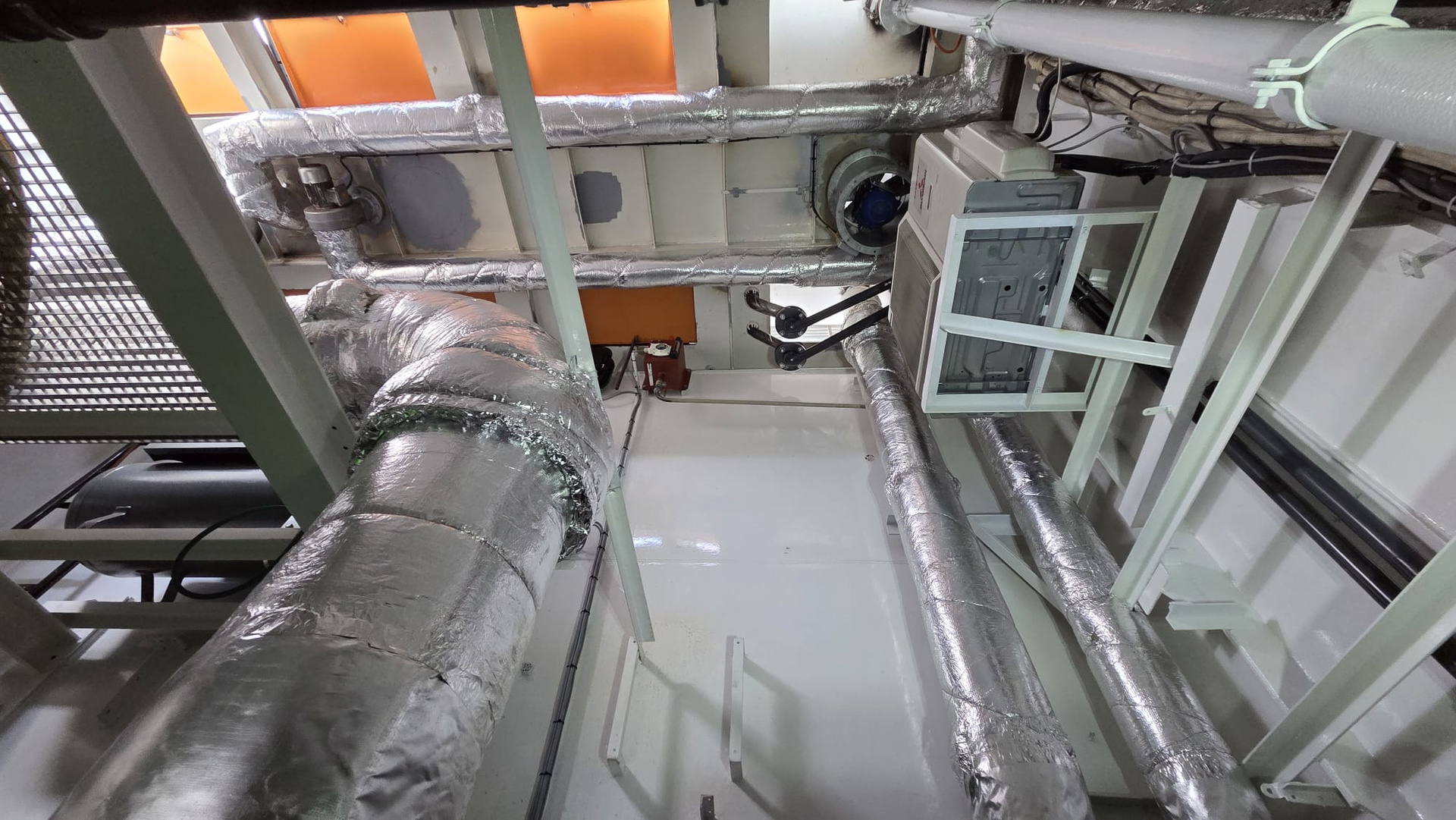 H2 Barge 2
