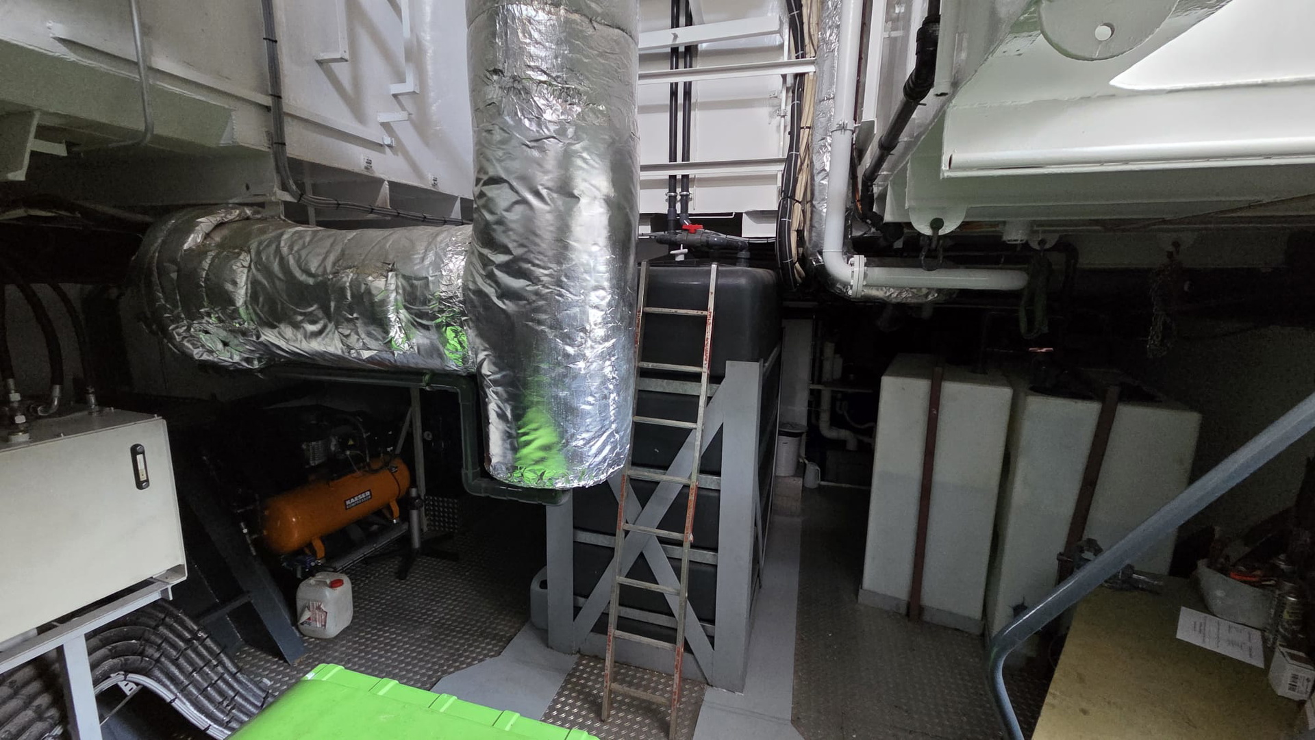 H2 Barge 2