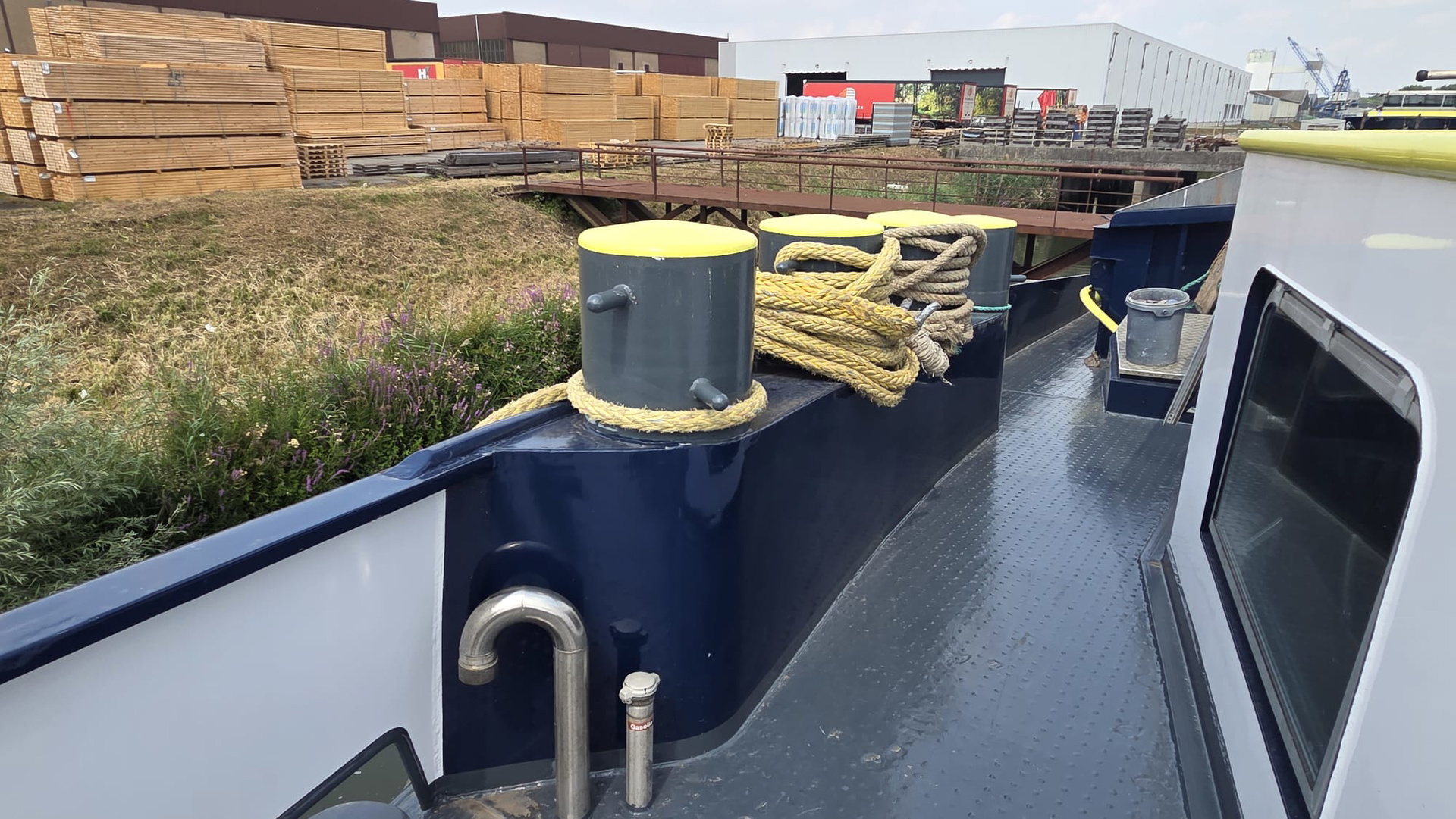 H2 Barge 2