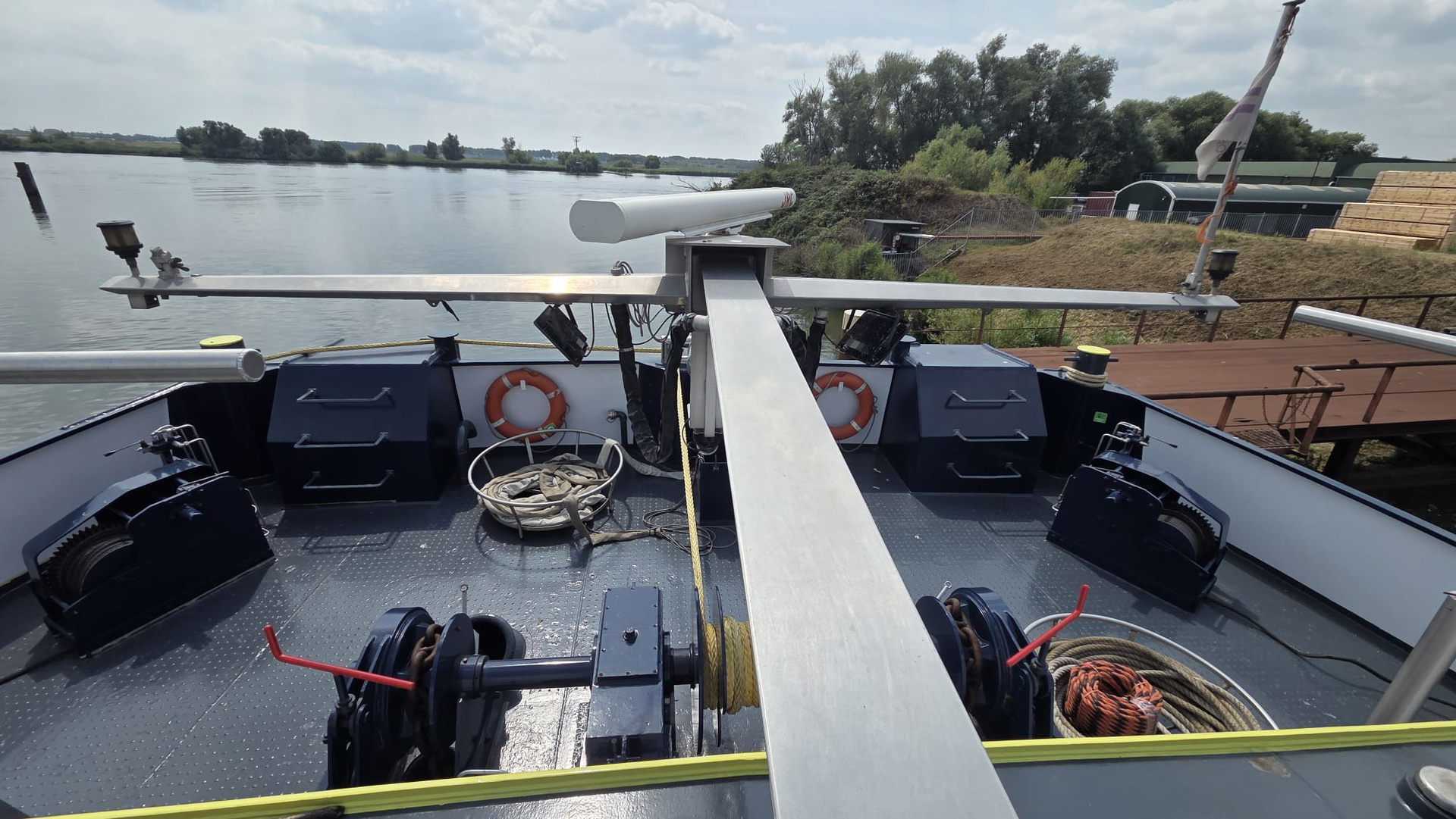 H2 Barge 2