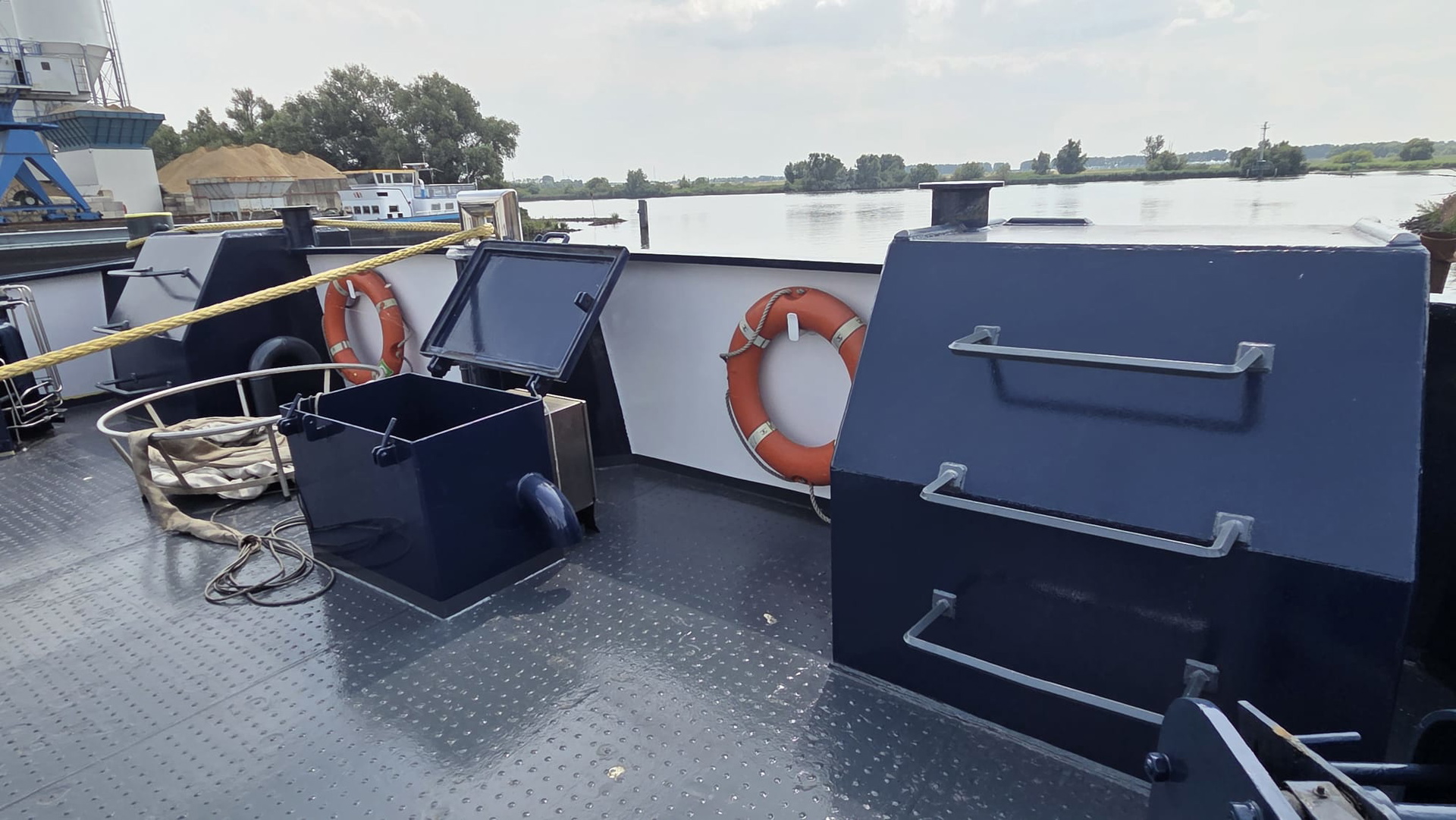 H2 Barge 2